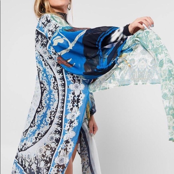 Free People Keeping Up With The Kimono Duster - Picture 3 of 11